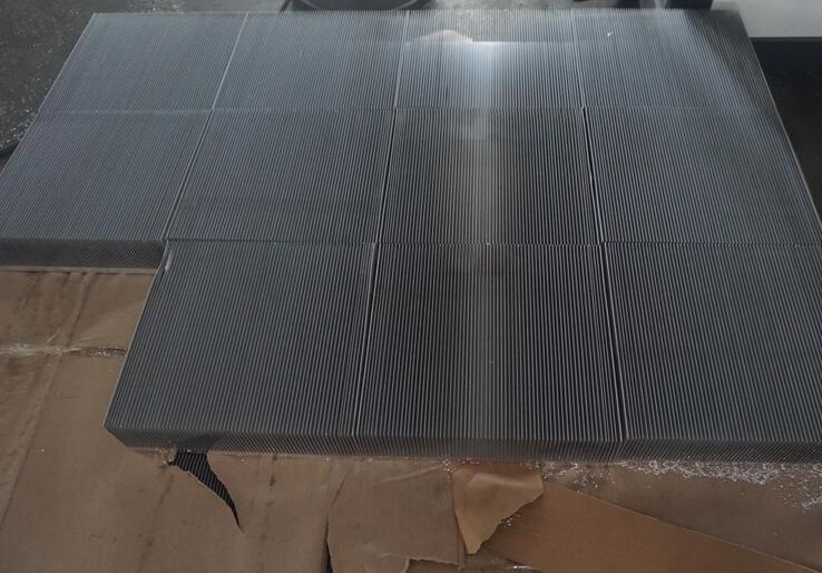 【蘇州】這款鋁合金散熱器切割機，幫助五金加工廠趙總維持生計